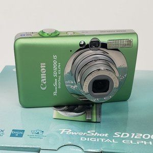 Canon PowerShot IXUS 95 IS/SD1200 10 MP Digital Camera Mint Green Complete Box!